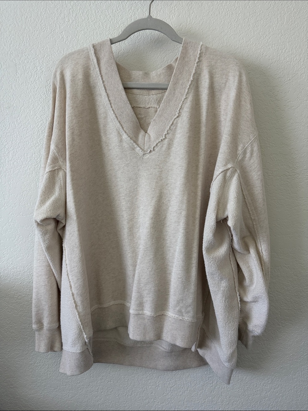 aerie Relaxed V-Neck Pullover Sweatshirt - Light Cream
